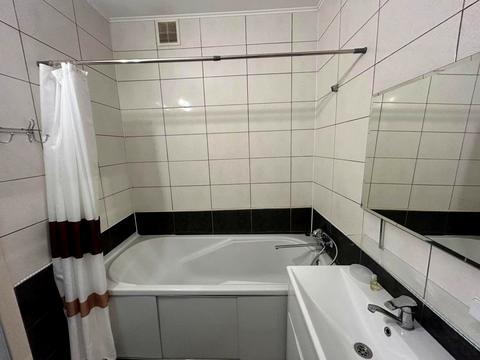 квартира по адресу Академика Глушкова просп., 9-Г