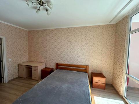 квартира по адресу Академика Глушкова просп., 9-Г