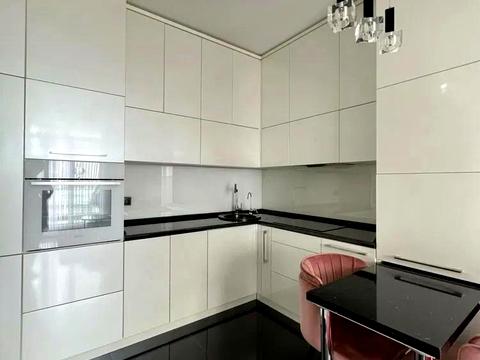 квартира по адресу Джона Маккейна ул. (Кудри Ивана), 7