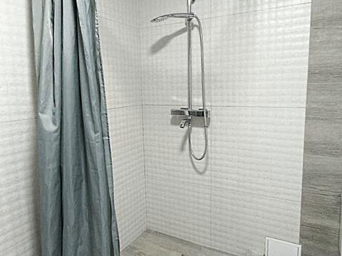 дом по адресу с. Новые петровцы, Полевая ул.