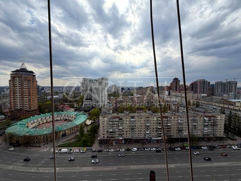 коммерческая по адресу Леси Украинки бульв., 21-А