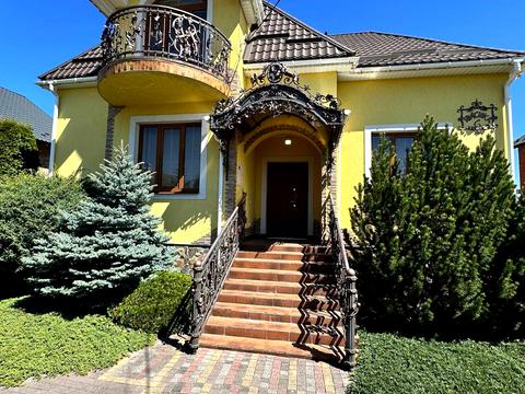 будинок за адресою Івасюка, 6