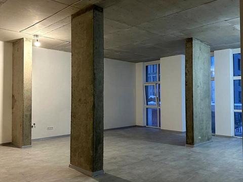 комерційна за адресою Стрийська вул., 113-В