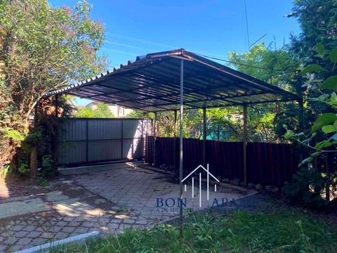 будинок за адресою Садова