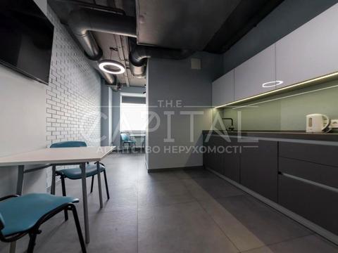 комерційна за адресою Берестейське шосе (Брест-Литовське), 26