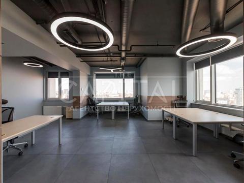 комерційна за адресою Берестейське шосе (Брест-Литовське), 26