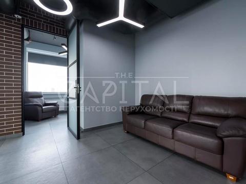 комерційна за адресою Берестейське шосе (Брест-Литовське), 26