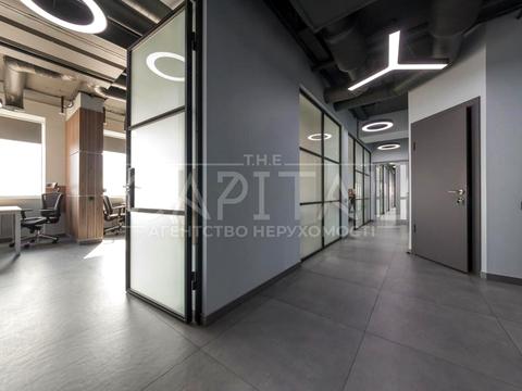 комерційна за адресою Берестейське шосе (Брест-Литовське), 26