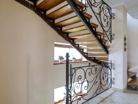 будинок за адресою с. Оброшине, Михайла Грушевського вул., 5