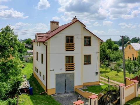 будинок за адресою с. Оброшине, Михайла Грушевського вул., 5