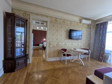коммерческая по адресу Черновола ул., 84