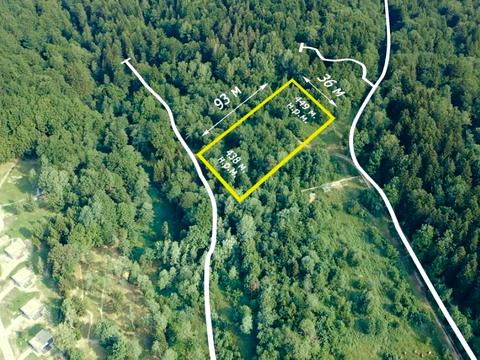 ділянка за адресою 