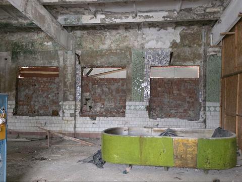 комерційна за адресою Грушевського, 21