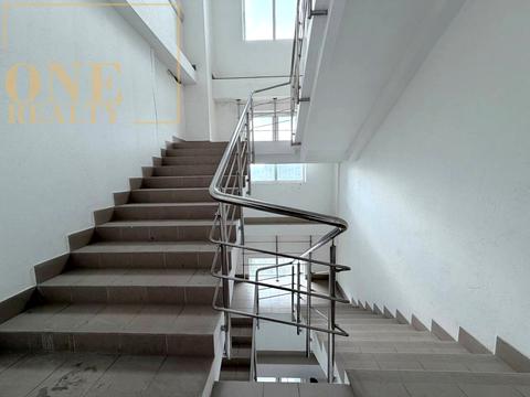 комерційна за адресою Звіринецька вул., 59