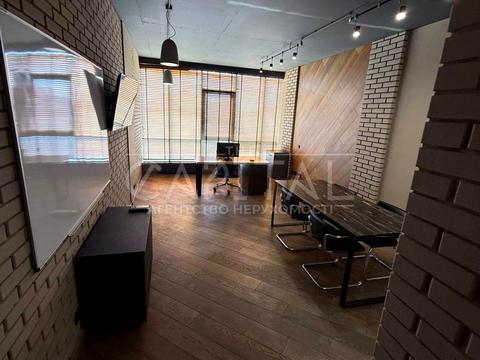 комерційна за адресою Михайла Бойчука вул. (Кіквідзе), 41-Б