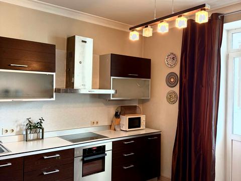 квартира по адресу Николая Амосова ул., 4