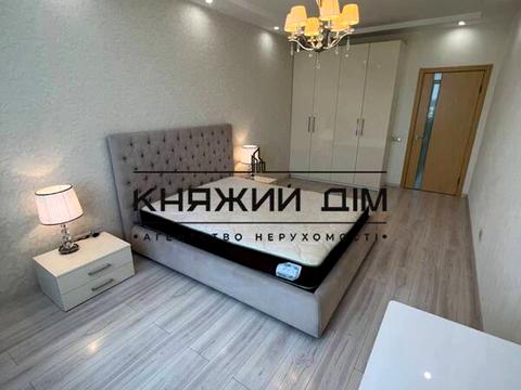 квартира по адресу Драгоманова ул., 40-Е