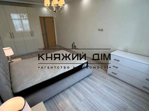 квартира по адресу Драгоманова ул., 40-Е