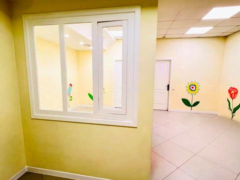 комерційна за адресою Богдана Хмельницького вул., 52