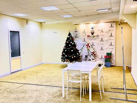 комерційна за адресою Богдана Хмельницького вул., 52