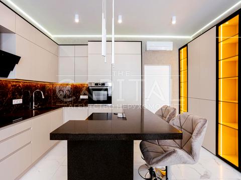 квартира за адресою Андрія Верхогляда вул. (Михайла Драгомирова), 14