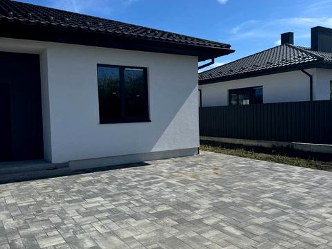 будинок за адресою Левадна