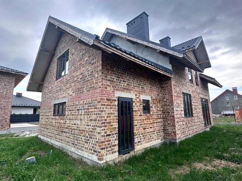 будинок за адресою с. Крихівці, Межева вул.