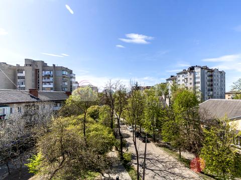 квартира за адресою Слави Стецько вул., 4-А