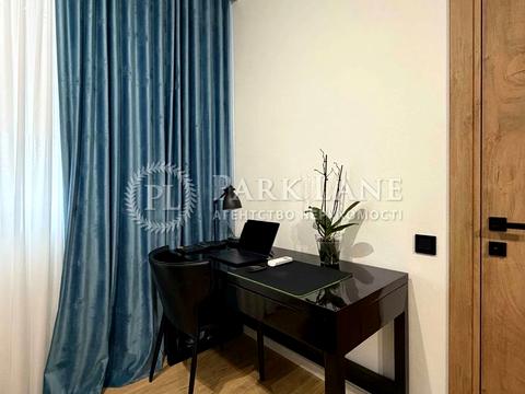 квартира за адресою Любомира Гузара просп. (Космонавта Комарова), 46-В