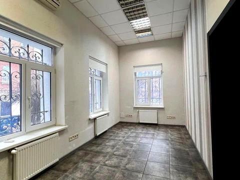коммерческая по адресу Кияновский пер., 3/5