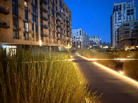 квартира по адресу Салютная ул., (Будинок 02301-02303)