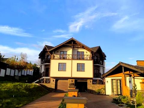 будинок за адресою Сонячна