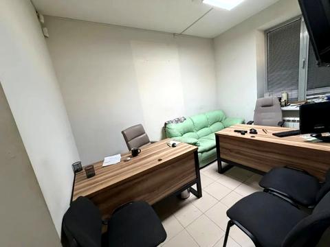 коммерческая по адресу Крутогірний узвіз, 3