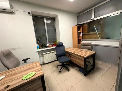 коммерческая по адресу Крутогірний узвіз, 3