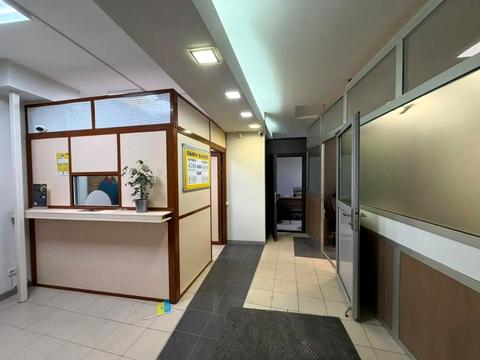 коммерческая по адресу Крутогірний узвіз, 3