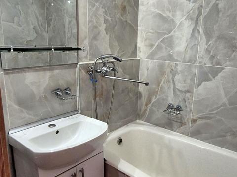 квартира за адресою Ревуцького вул., 21