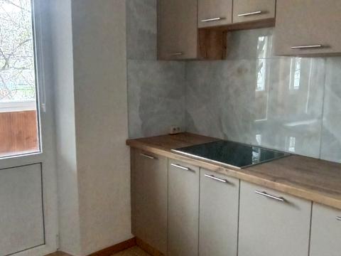 квартира за адресою Ревуцького вул., 21