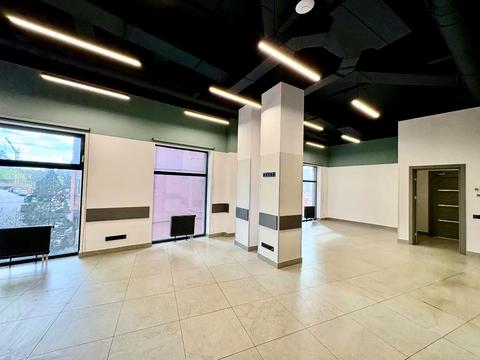 комерційна за адресою Шевченка вул., 49