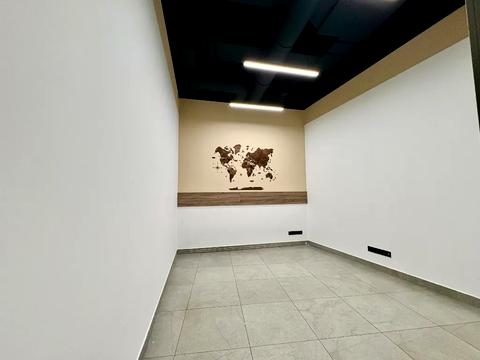 комерційна за адресою Шевченка вул., 49