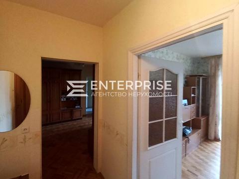 квартира за адресою Ревуцького вул., 13