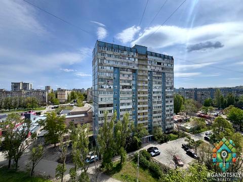 квартира за адресою Юрія Кондратюка вул. (Комунарівська), 16