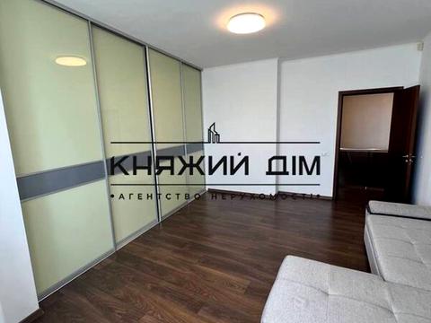 квартира по адресу Урловская ул., 11/44