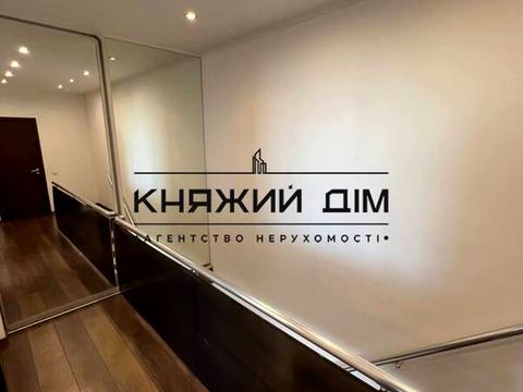 квартира по адресу Урловская ул., 11/44