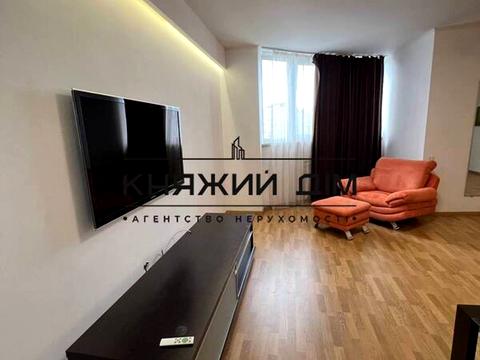 квартира по адресу Урловская ул., 11/44