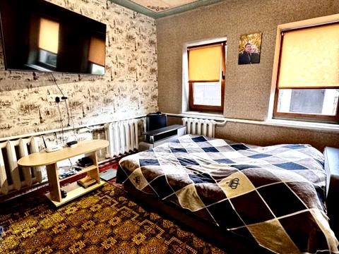 будинок за адресою Івана Огієнка вул. (Рилєєва)
