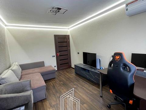 квартира по адресу Владимира Ивасюка просп. (Героїв Сталінграду), 9