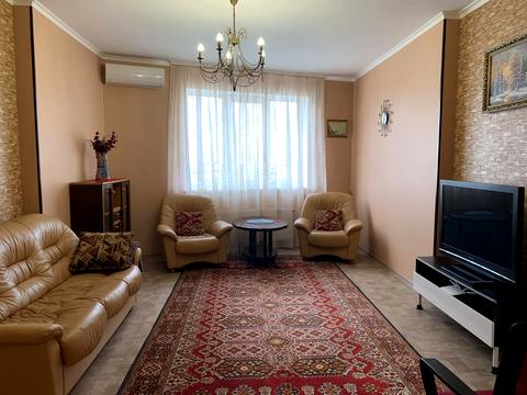 квартира за адресою Героїв полку "Азов" вул. (Маршала Малиновського), 8