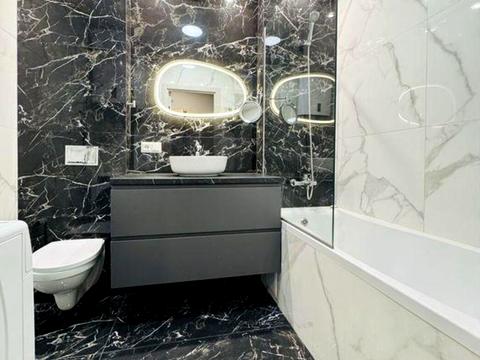 квартира за адресою Юності вул., 4