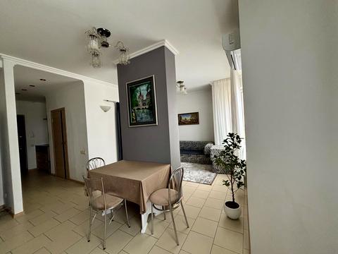 квартира по адресу Александра Мишуги ул., 2