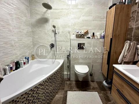 квартира по адресу Драгоманова ул., 2-Б